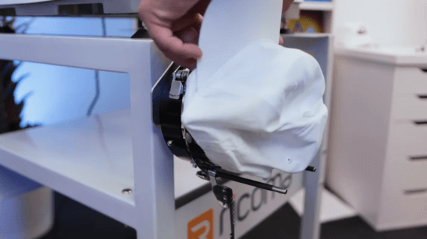 cap-stitch-and-needle